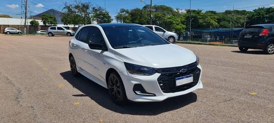 CHEVROLET ONIX 1.0 TURBO FLEX RS AUTOMÁTICO